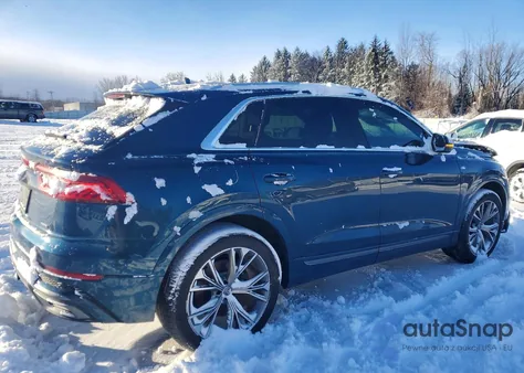 2020 Audi Q8 Premium Plus S-Line z USA, uszkodzony, nr VIN WA1EVAF18LD023580